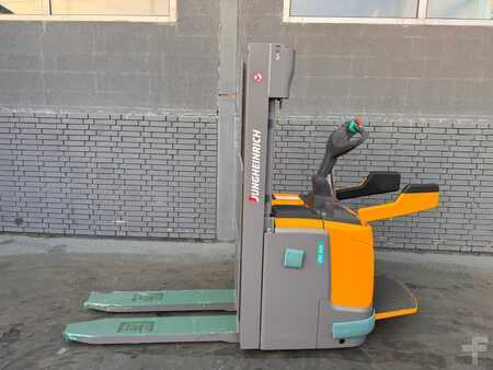 Ledestabler 2017  Jungheinrich ERC 220 Baujahr 2017/ HH 2,5M/ Jungstars***** (1)