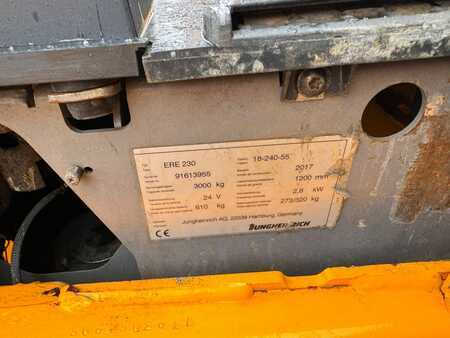 Horizontális komissiózó 2017  Jungheinrich ERE 230 Baujahr 2017 3000kg Gabellänge 2400 (7)