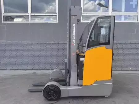 Reach Trucks 2017  Jungheinrich ETV C 16 Baujahr 2017 / / Akku 2024 / HH 5,9M/ TOP CONDITION (2)