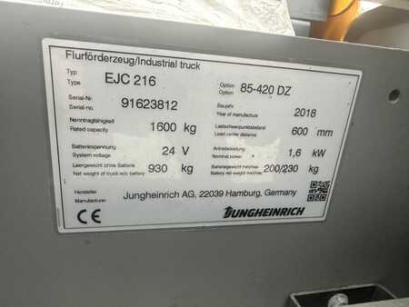 Ruční vysokozdvižný vozík 2018  Jungheinrich EJC 216 Baujahr 2018 Stunden 1052 / TRIPLEX / NEUWERTIG (8)