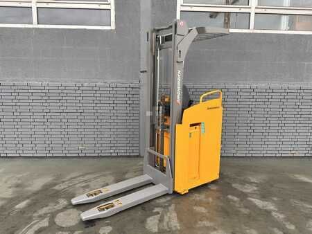 Pallet Stackers 2019  Jungheinrich ESC 214 Baujahr 2019/ HH 3,6M/ Stunden 8264 TRIPLEX (1)