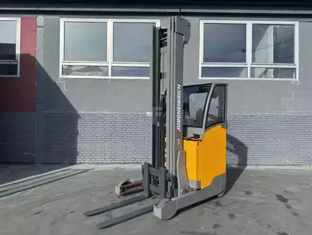 Skyvemast 2019  Jungheinrich ETV 214 Baujahr 2019 / Stunden 11795 HH 7700 (1)