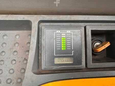 Pinontavaunu 2018  Jungheinrich EJC 216z Baujahr 2018 Akku 2018 Initialhub (7)