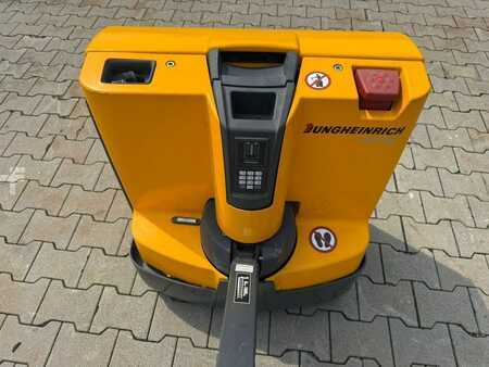 Niederhubwagen 2012  Jungheinrich EJE 116 Stunden 263 Akku 2024 Ladegerät Integriert (3)