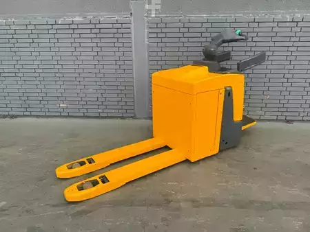 Nízkozdvižný vozík 2015  Jungheinrich ERE 120 Baujahr 2015 Akku 2018 Gabellänge 1150 (1)