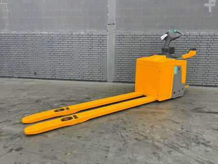 Plocktruckar horizontal 2016  Jungheinrich ERE 225 Baujahr 2016 Akku 2020 Gabellänge 2400 (1)