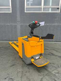 Plocktruckar horizontal 2016  Jungheinrich ERE 225 Baujahr 2016 Akku 2020 Gabellänge 2400 (3)