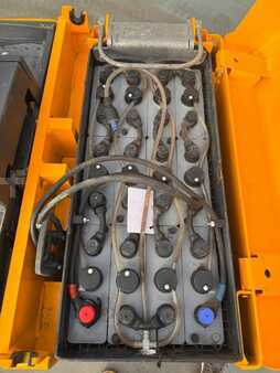 Elektromos emelőkocsik 2016  Jungheinrich ERE 120 Baujahr 2016/ Akku 2021/ Top Zustand (7)