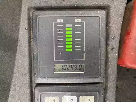 Porta-paletes elétrico 2017  Jungheinrich ERE 120 Baujahr 2017 Akku 2022 Gabellänge 1950 (5)