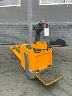 Plocktruckar horizontal 2017  Jungheinrich ERE 225 Baujahr 2017 Akku 2021 Gabellänge 2400 (3)