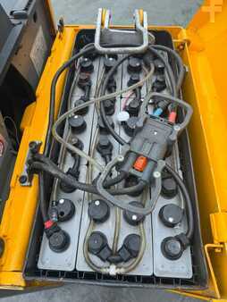 Plocktruckar horizontal 2017  Jungheinrich ERE 225 Baujahr 2017 Akku 2021 Gabellänge 2400 (7)