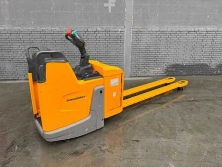 Horizontális komissiózó 2018  Jungheinrich ERE 120 Baujahr 2018 Akku 2017 Gabellänge 2400 (4)