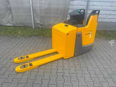 Horizontális komissiózó 2018  Jungheinrich ERE 225 Baujahr 2018 Akku 2022 Stunden 6537 (1)