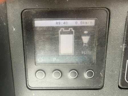 Horizontális komissiózó 2018  Jungheinrich ERE 225 Baujahr 2018 Akku 2022 Stunden 6537 (6)