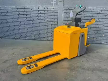 Recogepedido horizontal 2018  Jungheinrich ERE 225 Baujahr 2018 Akku 2018 Stinden 1745 (1)