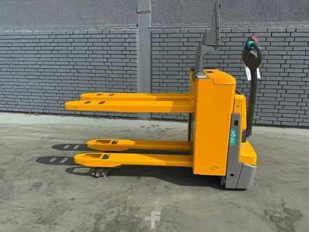 Elektrische palletwagens 2019  Jungheinrich EJE C 20 Baujahr 2019 Stunden 1388 Top Zustand (1)