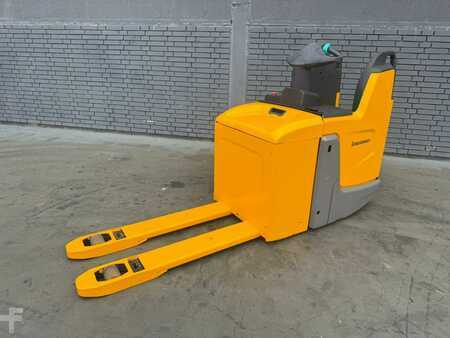 Nízkozdvižný vozík 2019  Jungheinrich ERE 125 Baujahr 2019 Akku 2019 Gabellänge 1150 (1)