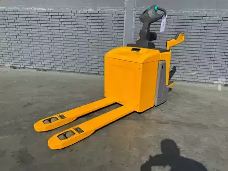 Recogepedido horizontal 2019  Jungheinrich ERE 225 Baujahr 2019 Akku 2019 Gabellänge 1150 (1)