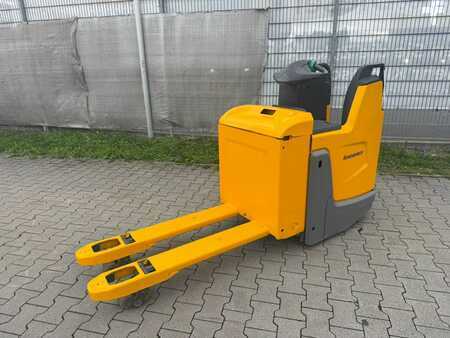 Elektromos emelőkocsik 2020  Jungheinrich ERE 120 Baujahr 2020 Akku 2018 Stunden 3353 (1)