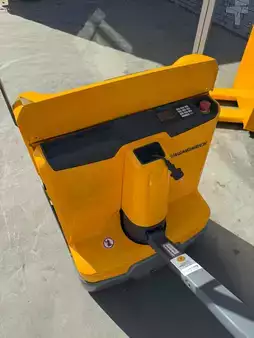 Electric Pallet Trucks 2023  Jungheinrich EJE 114 Baujahr 2023/ Nur 506 Stunden  / TOP ZUSTAND / Doppelstock (4)