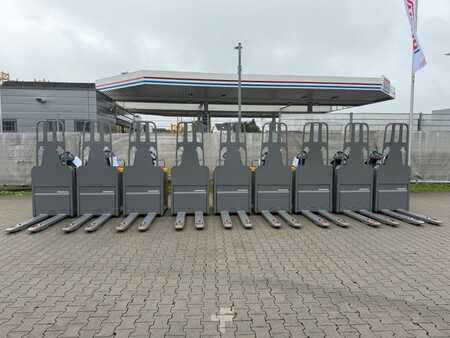 Horizontal-Kommissionierer 2019 Jungheinrich ECE 220 Baujahr 2019/ / Forks 1,15M /1 X Vorhanden (3)