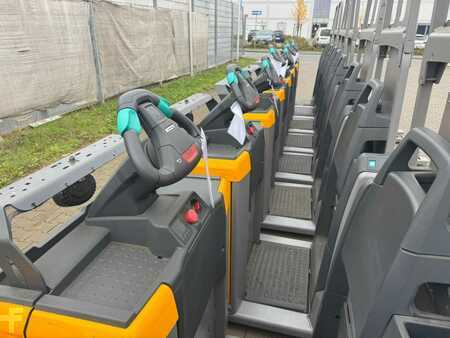 Horizontal-Kommissionierer 2019  Jungheinrich ECE 220 Baujahr 2019/  / Forks 1,15M /1 X Vorhanden (8)