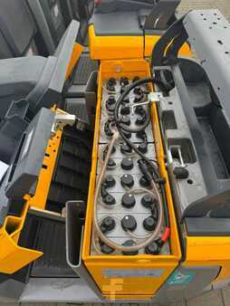 Horizontal-Kommissionierer 2019  Jungheinrich ECE 220 Baujahr 2019/  / Forks 1,15M /1 X Vorhanden (9)