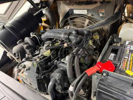 Carretilla elevadora diésel 2021  Yale GDP 30 UX Baujahr 2021 /Stunden 487/ Kabine/Duplex (9)