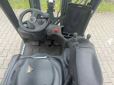 El truck - 3 hjulet 2017  Linde E18 Baujahr 2017 / Stunden 4582 HH 4600 (5)