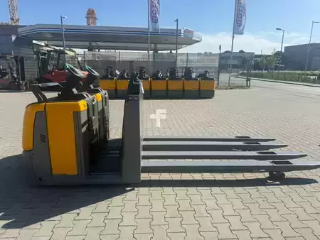 Horizontal-Kommissionierer 2019  Jungheinrich ECE 225 Baujahr 2019 Stunden 3000 2x vorhanden (3)