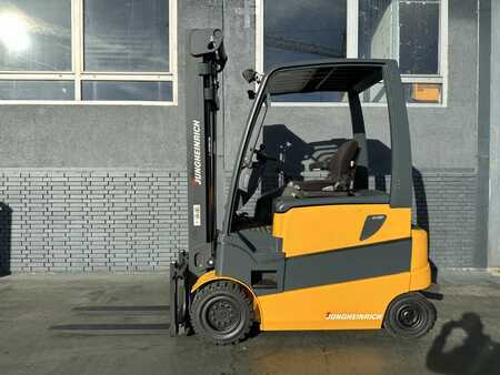 Jungheinrich EFG 430 Baujahr 2005 Stunden 15500 HH 4,3M Akku 2012