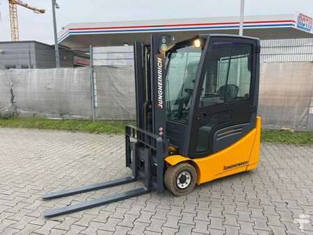 Elektro 3 Rad 2010  Jungheinrich EFG 216k Baujahr 2010/ Stunden 2989/ Vollkabine (1)