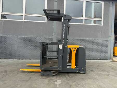 Plocktruckar vertikal 2012  Jungheinrich EKS 210 Baujahr 2012 / HH 3810 / Stunden 82 (1)