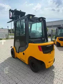 Carretilla elevadora diésel 2014  Jungheinrich DFG 430s Baujahr 2014/ Stunden 11330 HH 6500 (3)