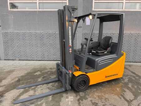 El truck - 3 hjulet 2016  Jungheinrich EFG 220 Baujahr 2016 / Akku 2022 HH 4640 (1)