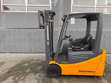 El truck - 3 hjulet 2016  Jungheinrich EFG 220 Baujahr 2016 / Akku 2022 HH 4640 (5)