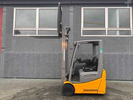 Elektro 3 Rad 2016 Jungheinrich EFG 215 Baujahr 2016 / Stunden 4489 HH 6000 (4)