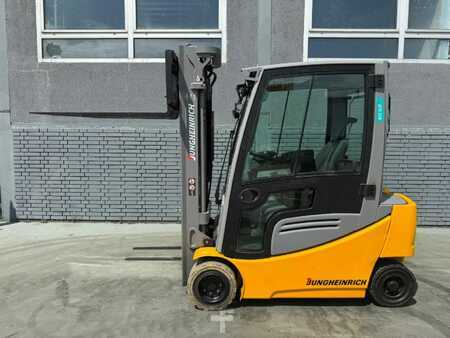 Carrelli elettrici 4 ruote 2019  Jungheinrich EFG 318 Baujahr 2017 Stunden 11201 HH 3300 (2)