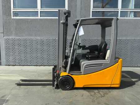 Elektro 3 Rad 2017  Jungheinrich EFG 220 Baujahr 2017 / HH 5000 Tragkraft 2000 Kg (2)