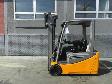 Elektro 3 Rad 2017  Jungheinrich EFG 220 Baujahr 2017 / HH 5000 Tragkraft 2000 Kg (5)