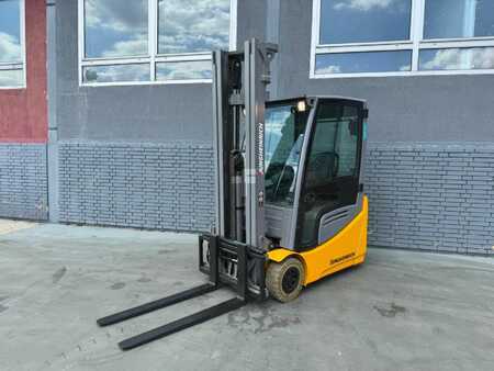 Elektro 3 Rad 2018 Jungheinrich EFG 216 Baujahr 2018/ HH 5500 Vollkabine (1)