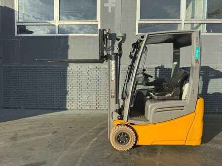 Elektro 3 Rad 2018 Jungheinrich EFG 215 Baujahr 2018 / Stunden 1816 HH 4400 (2)