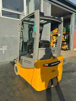 Eléctrico - 3 rodas 2018  Jungheinrich EFG 215 Baujahr 2018 / Stunden 1816 HH 4400 (5)