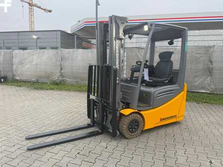 Elektro 3 Rad 2018 Jungheinrich EFG 216k Baujahr 2018 / Stunden 2202 HH 4400 (1)