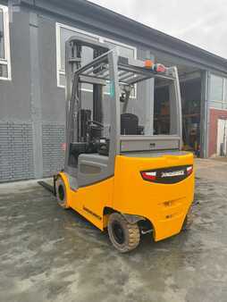 55667_FN584620-3.jpg?v=1761539136