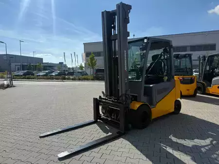Elektryczne 4-kołowe 2018  Jungheinrich EFG S 30s  Baujahr 2018/ Stunden 3813 HH 6500 (1)