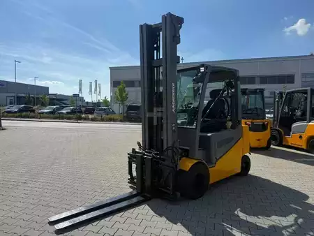 Elektryczne 4-kołowe 2018  Jungheinrich EFG S 30s  Baujahr 2018/ Stunden 3813 HH 6500 (2)