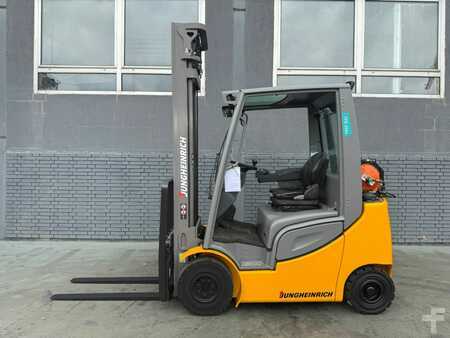 Gas truck 2018  Jungheinrich TFG 316s Baujahr 2018/ Stunden 3293/ HH 4,5M (2)