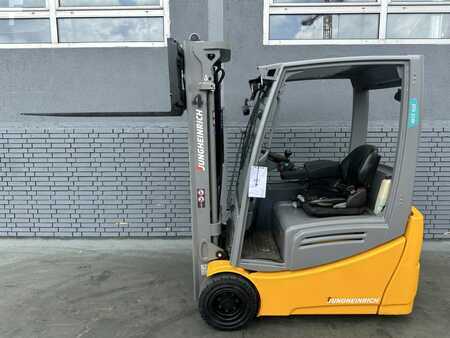 Elektro 3 Rad 2019 Jungheinrich EFG 216 Baujahr 2019 / Stunden 17827 HH 3,3M/ Duplex (4)