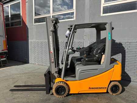 Elektro 4 Rad 2019 Jungheinrich EFG 320 Baujahr 2019 / Stunden 13763 HH 3300 (3)